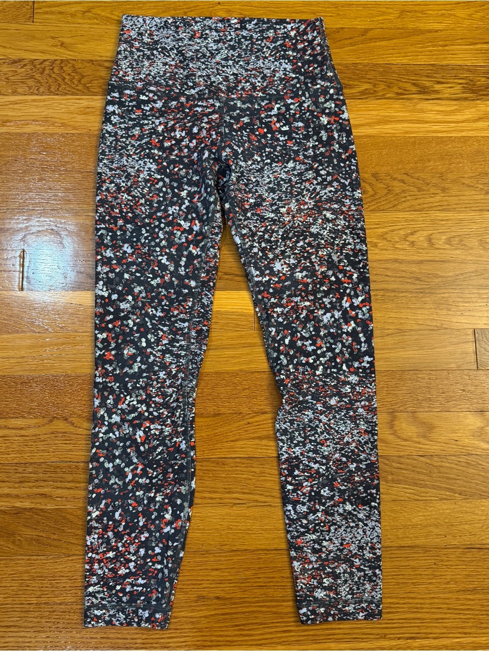 Lululemon Align Pant 25" Water Blossom Multi Red/Black/White - Size 6